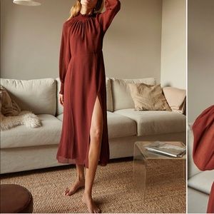 BNWT-Aritzia Wilfred rustique Valencia midi dress